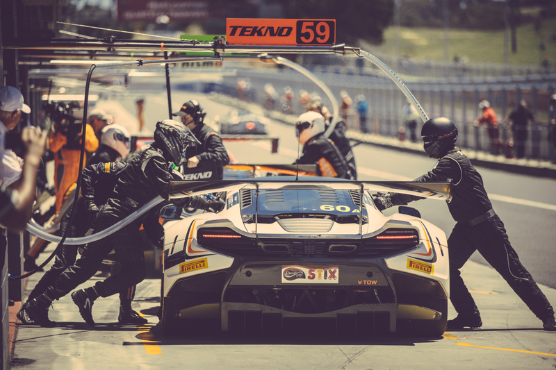 Illustration for article titled McLaren Starts Your Week With Awesome GT3 Wallpapers From The Bathurst 12 Hour